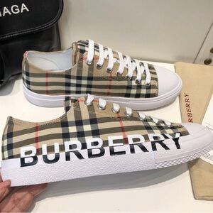 Burberry Beige Checkered Women's Sneakers